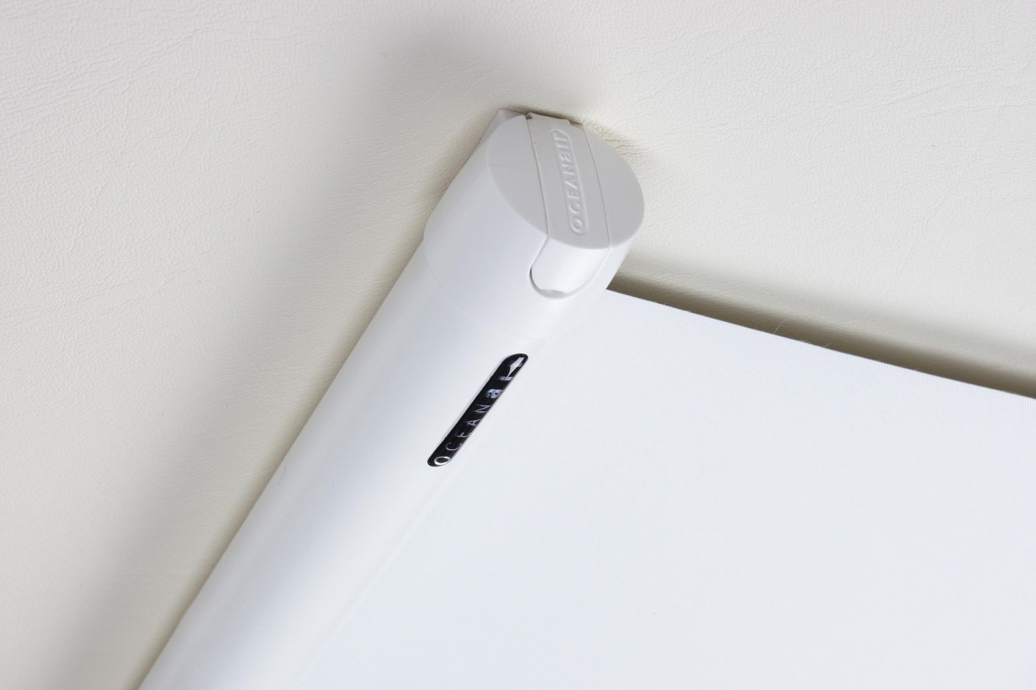 Dometic OceanAir CabinShade