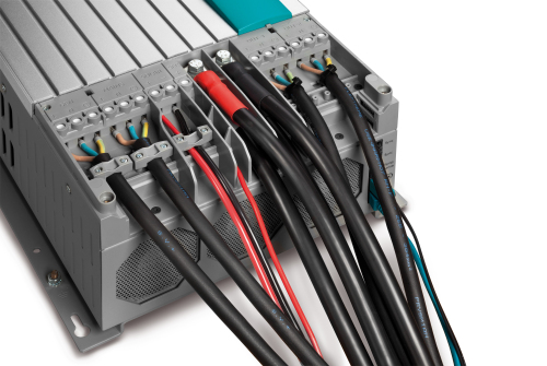 Mastervolt Mass Combi Ultra  12/3000-150 (230V)